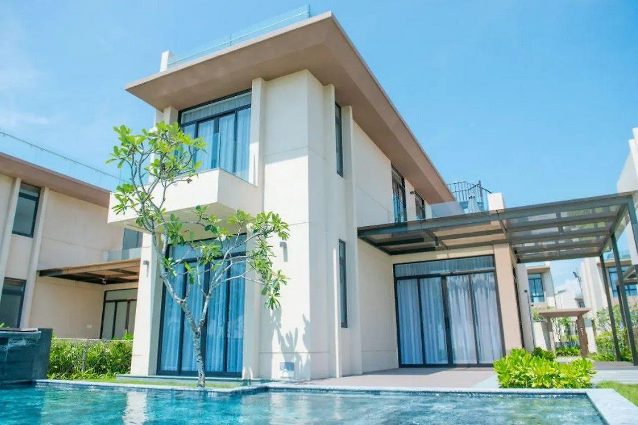 Wyndham Garden Cam Ranh Resort