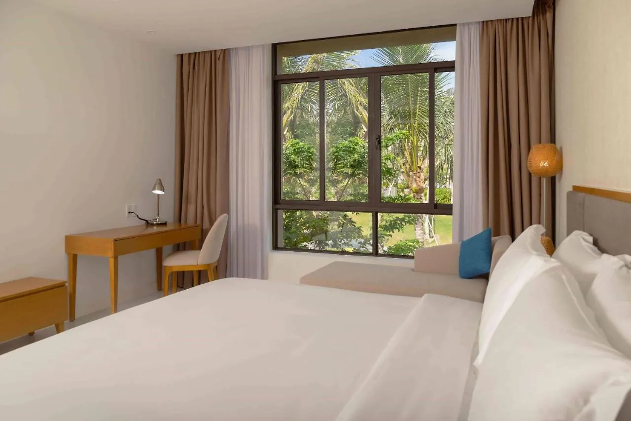 Wyndham Garden Cam Ranh Resort Hotel